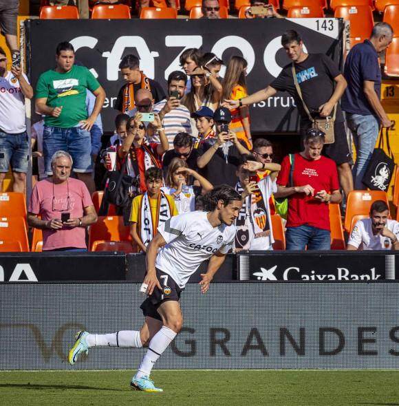 博鱼-将近4个月后再上阵 卡瓦尼完成个人西甲首秀！