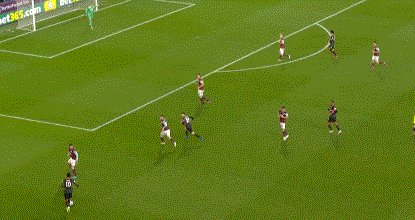 博鱼APP-【英超】菲尔米诺拔头筹 利物浦客场3比0跻身前四